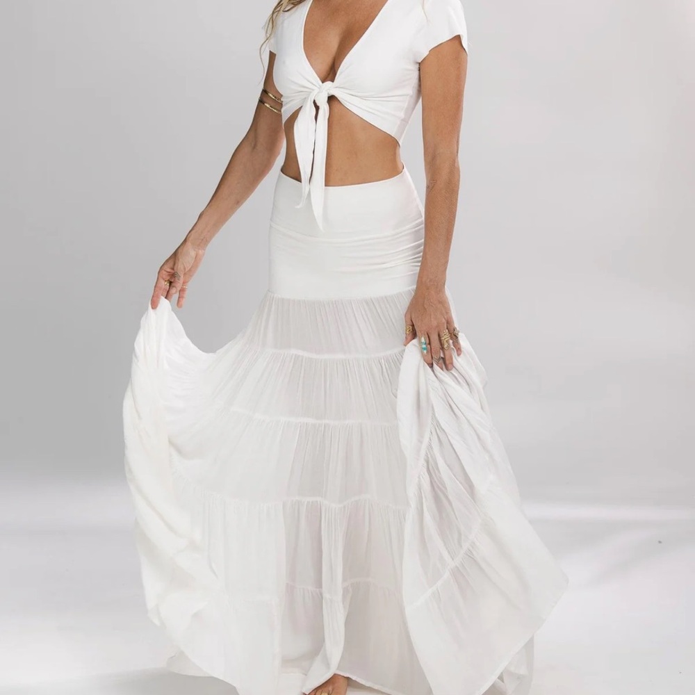 Elegant White Maxi Skirt